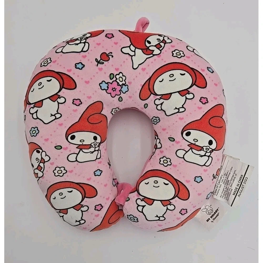 Sanrio TRAVEL SUPER SOFT COMFORT NECK PILLOW‎ 12 Hello Kitty My Melody
